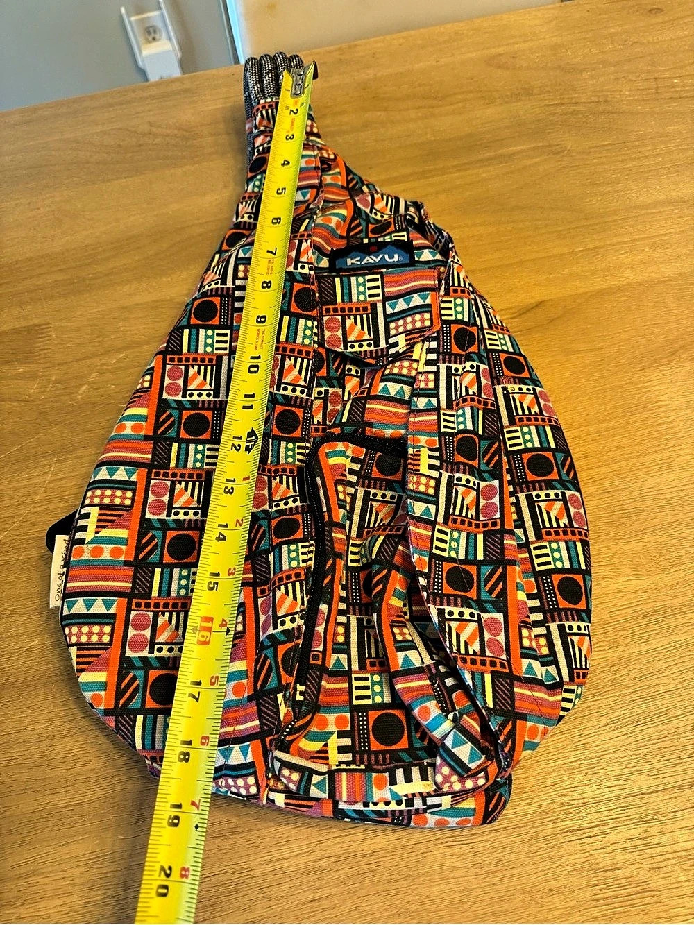 KAVU Rope Sling Bag Colorful Geometric Pattern - Picture 4 of 6
